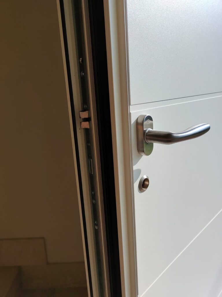 dettaglio portoncino ingresso