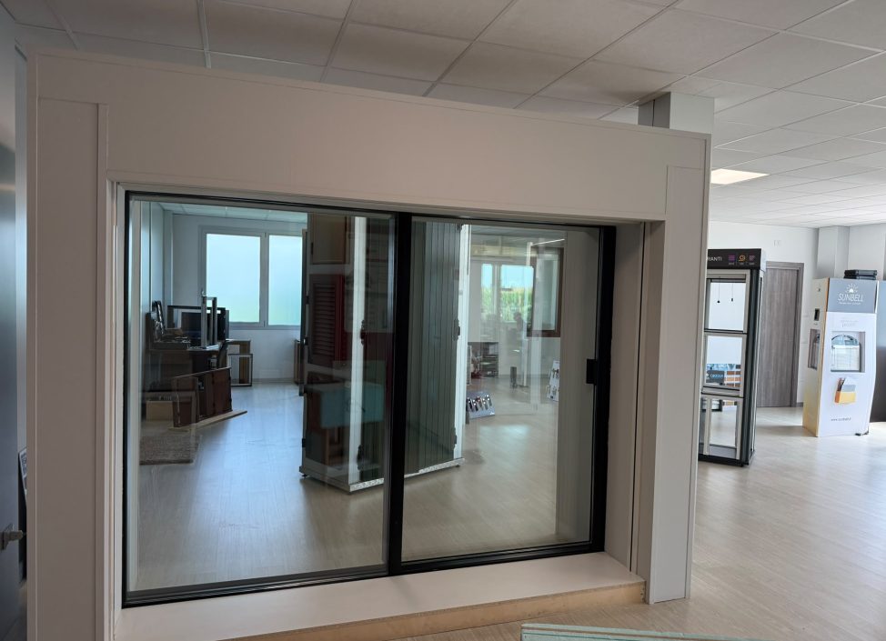showroom infissi